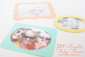 DIY+Magnetic+Fridge+Frames1 DIY Magnetic Fridge Frames 5 No-Sand Distressed Photo Holder