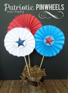 Patriotic+Pinwheel+decor1 Patriotic Pinwheel Decor #PatrioticHOA 5