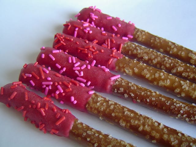 Vday+Pretzals1 | Valentine's Day Chocolate Pretzals | 7 | heart shaped hot cocoa on a stick