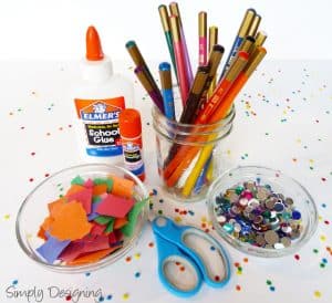 arts+and+crafts+table+011 Fun Activities for Kids at a Party 7