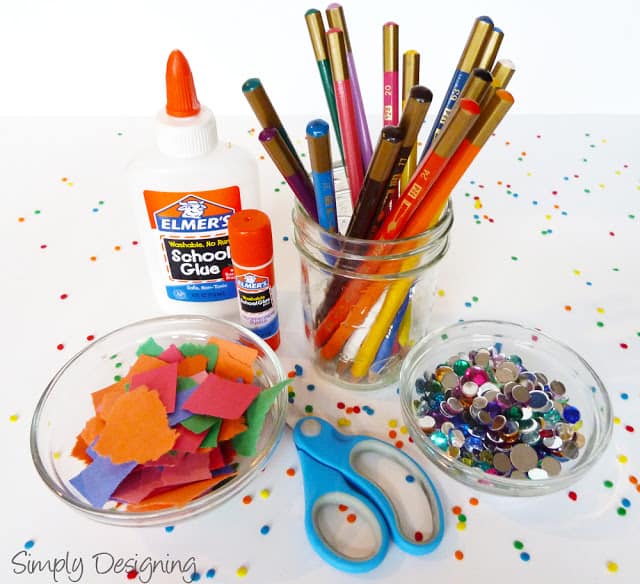 arts+and+crafts+table+011 | Fun Activities for Kids at a Party | 26 | summer dinner party idea