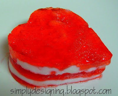 heart+side+view1 | I Heart this Dessert! | 37 |