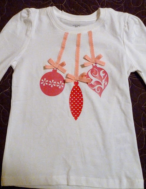 ornaments011 | Christmas Shirts with Iron-on Vinyl | 10 |