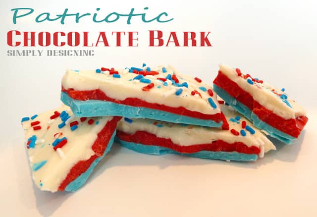 Patriotic Chocolate Bark - red white and blue chocolate bark, perfect for #4thofJuly, #MemorialDay or #PatriotsDay or any #summer celebration!  This is so simple to make and really tasty to eat!  @SimplyDesigning  #patriotic #redwhiteblue #chocolate #recipe