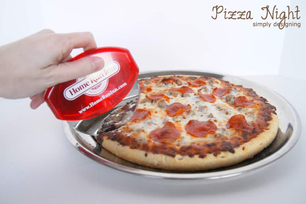 pizza+night1 | Pizza Night { #HomeRunInn #ad } | 37 |