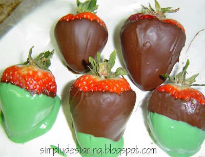 strawberries+dipped1 Chocolate Covered Strawberries - St. Patty's Day Style 4