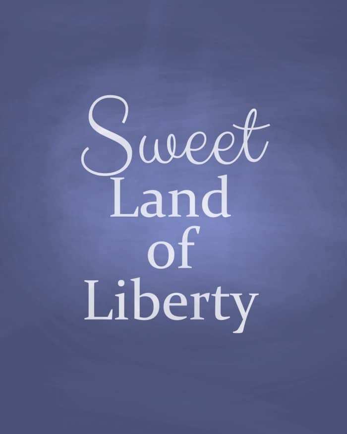Sweet Land of Liberty - navy chalkboard printable - so cool!  Pinning for later!  #4thofjuly #patriotic #redwhiteblue