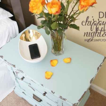 Turquoise Painted Nightstand | #diy #paint #furniture