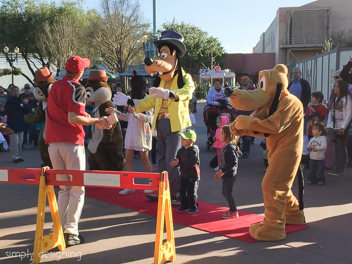 Goofy and Pluto at Hollywood Studio