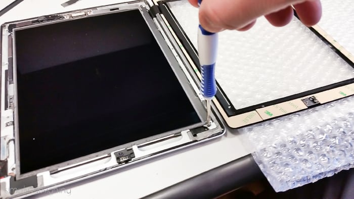 How to Fix a Broken iPad Screen