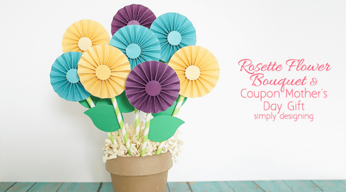 Mothers Day Gift with Rosette Flower Bouquet and Coupons | Mother's Day Gift: Coupon Rosette Flowers | 22 | winter wreath