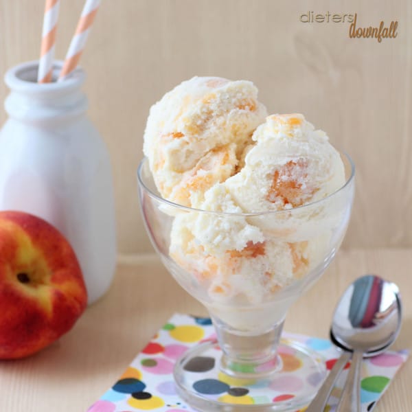 DD-Peaches-and-Cream-Ice-Cream-13-600x600