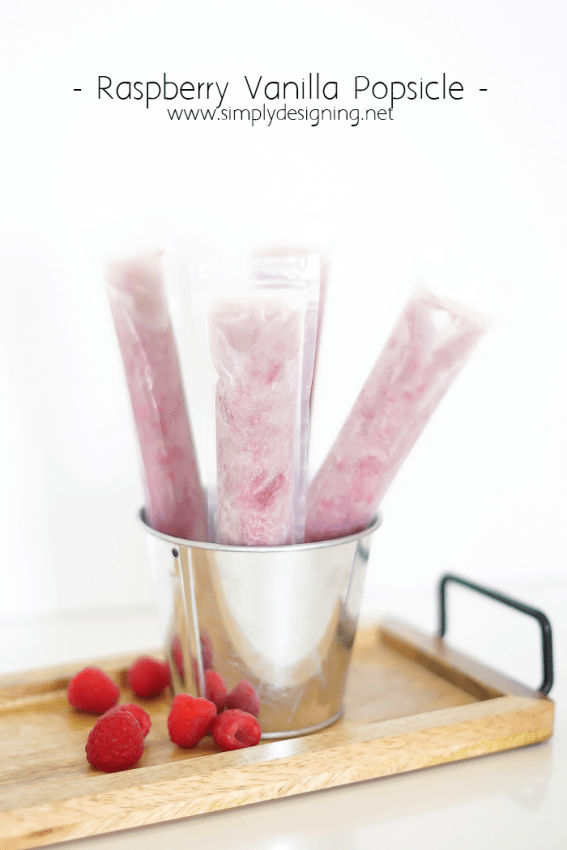 Raspberry Vanilla Popsicles - these are so fresh and tasty