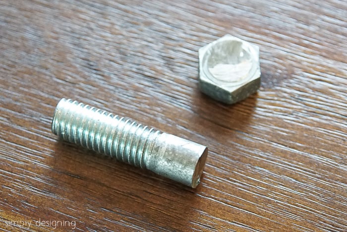 cut bolts