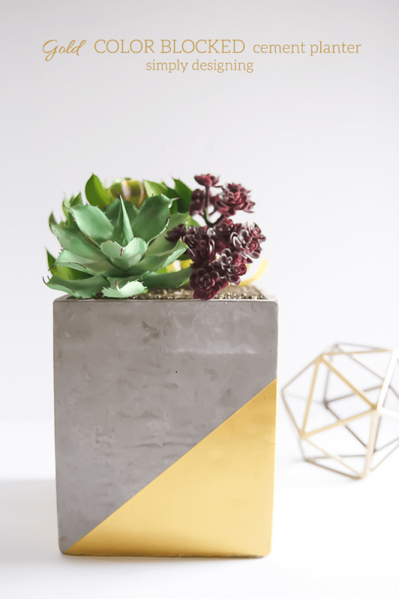 Gold Color Blocked Cement Planter - this is such a beautiful and modern DIY planter