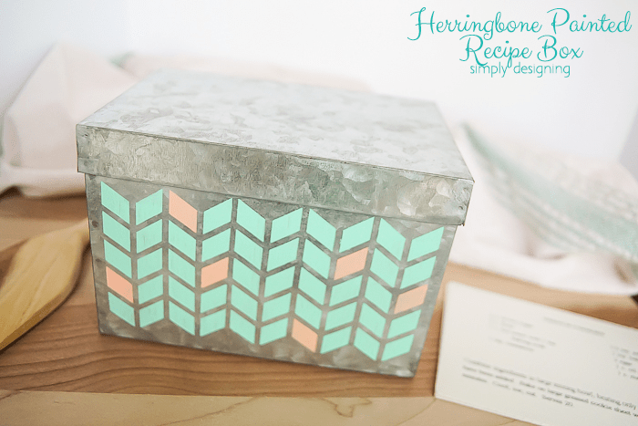 Herringbone Painted Recipe Box - such a fun and simple way to personalize a recipe box
