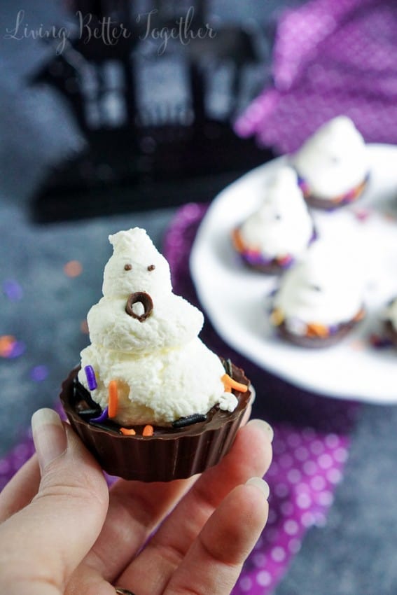 ghost-chocolate-cream-pie-bites-2-of-8