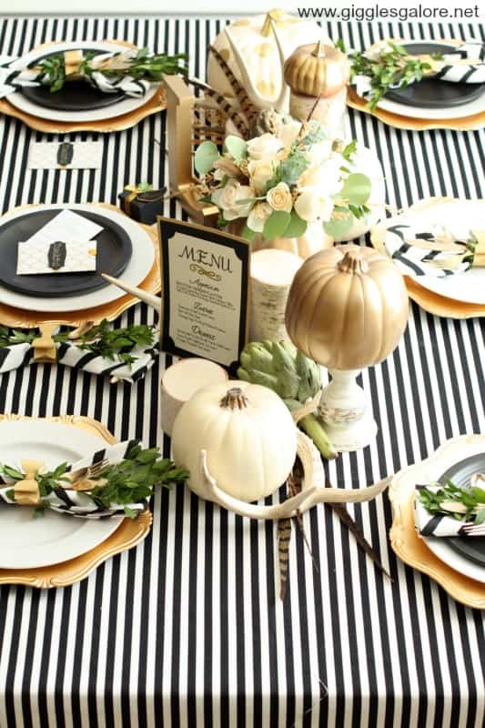 Holiday-Entertaining-Tips_Thanksgiving-Table