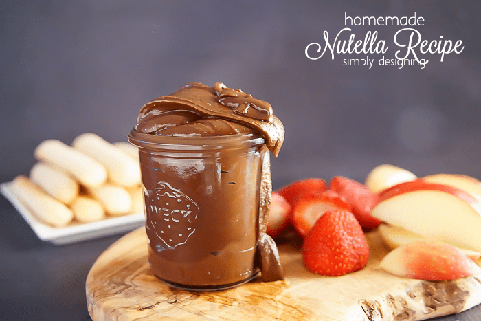 Homemade Nutella Recipe - I love that I can controll the ingredients in this homemade hazelnut spread recipe