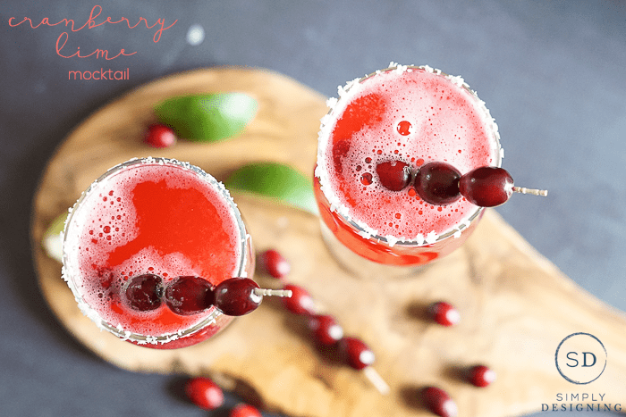 SPARKLING APPLE MOCKTAIL - Nourish Nutrition Blog