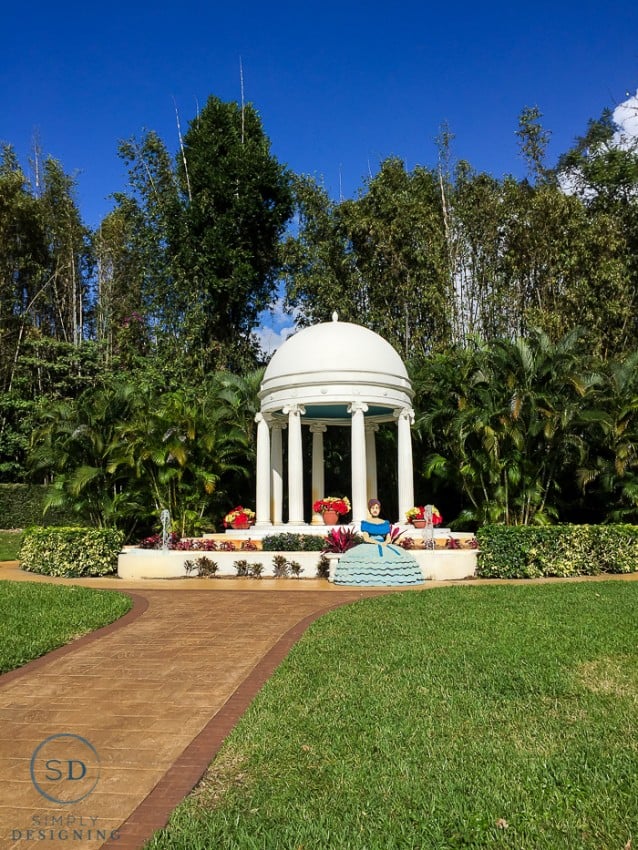 Legoland Florida - cyprus gardens