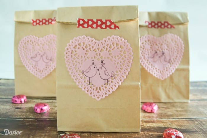 Valentines Day Treat Bags 09367 WM 1 | DIY Valentines Day Treat Bags | 18 | Advent Calendars