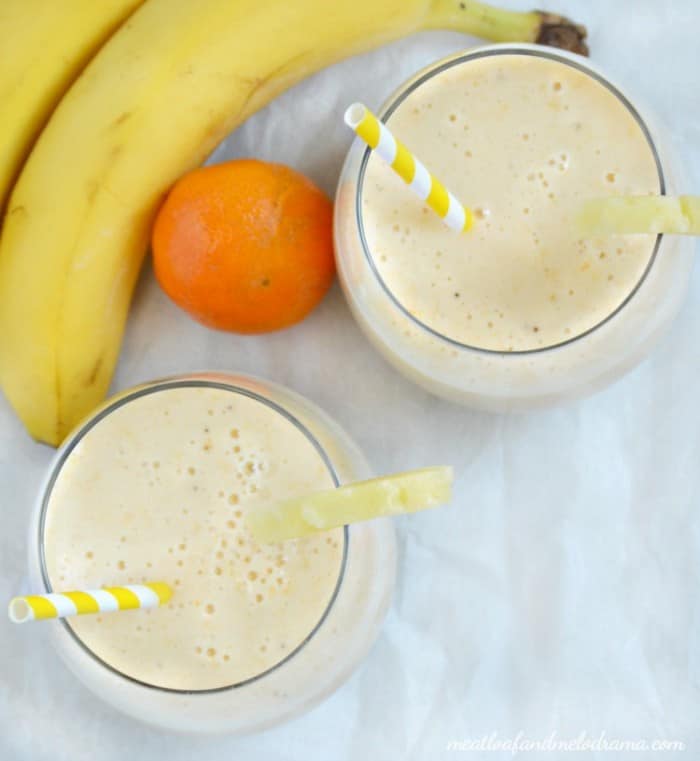 banana-pineapple-smoothie