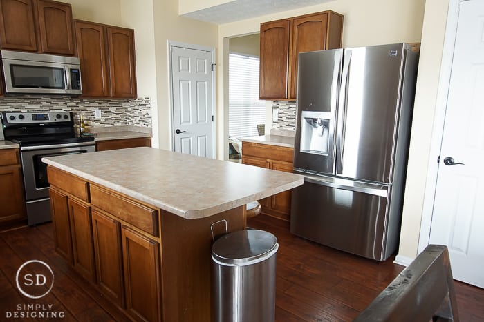 Kitchen Makeover before