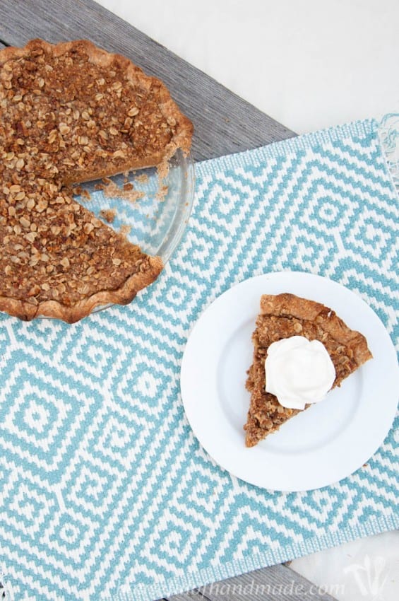 apple-butter-pumpkin-pie-with-crumb-topping-5