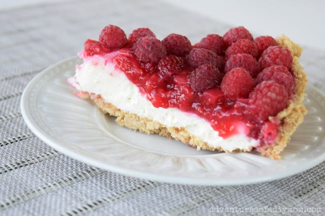 creamy-raspberry-pie-5