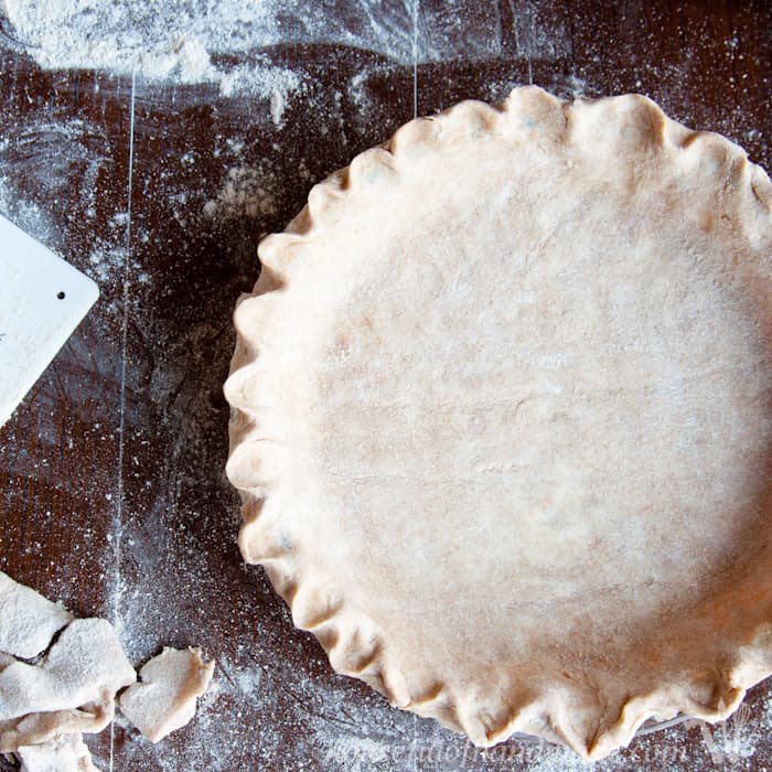 how-to-make-the-best-whole-wheat-pie-crust-sqaure-1