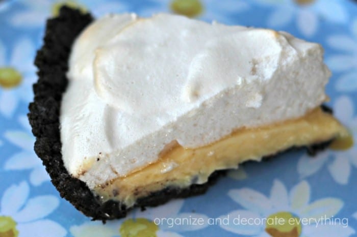 lemon-meringue-pie-slice-1024x682