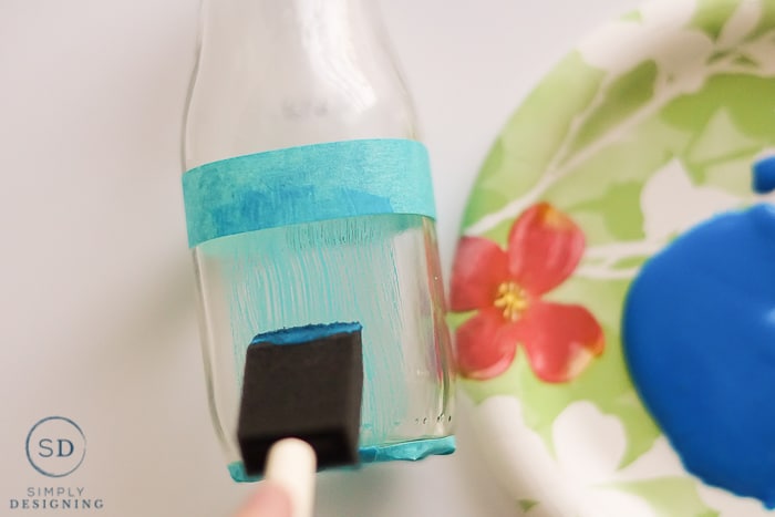 DIY Watercolor Dipped Vases 