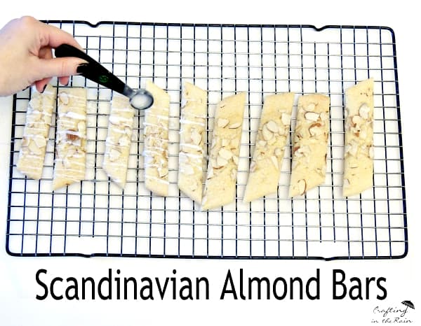 scandinavian-almond-bars