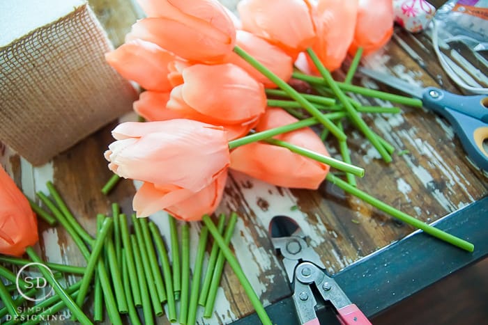 How to make a Tulip Centerpiece for Spring