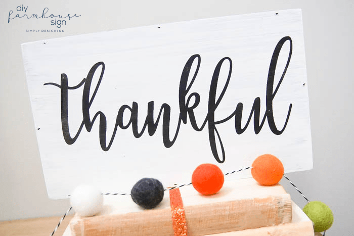 DIY Farmhouse Thankful Sign | DIY Farmhouse Thankful Sign | 7 | fall door decorating ideas