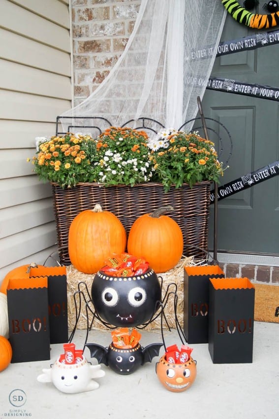 Halloween Decor