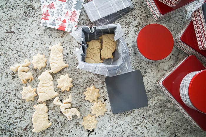 Easy Shorbread Cookies make great homemade Christmas Gifts