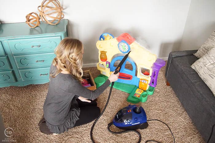 How to Clean Toys with a Steam Cleaner