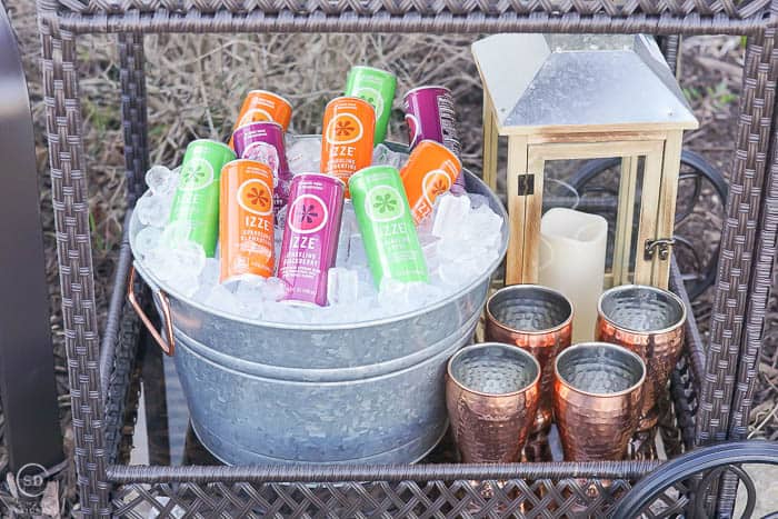 outdoor entertaining drink station