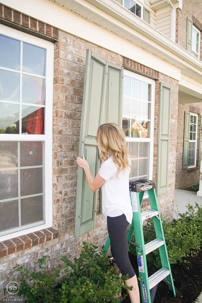 Painting vinyl deals shutters