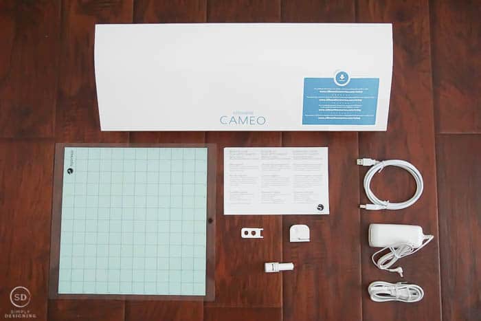 What is in a Silhouette CAMEO 3 box