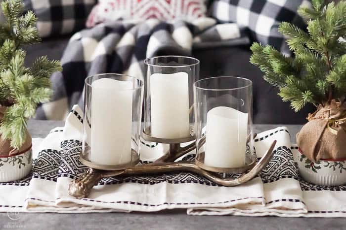 Farmhouse Christmas decor