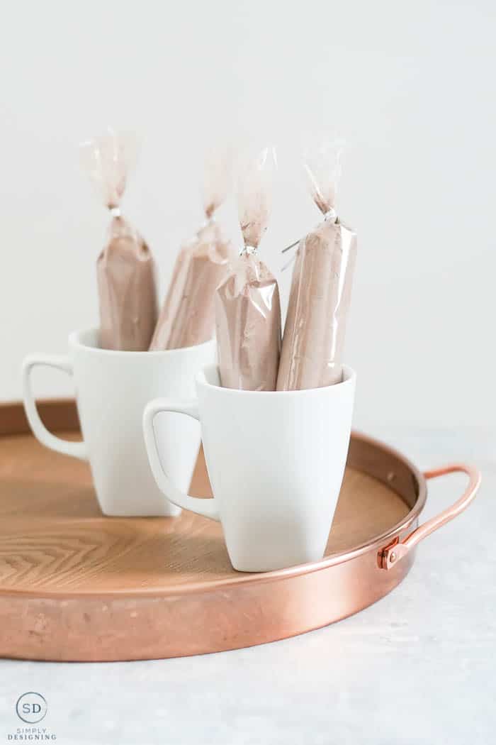 Christmas Gift Ideas Under $25 : hot cocoa mugs and copper and wood tray