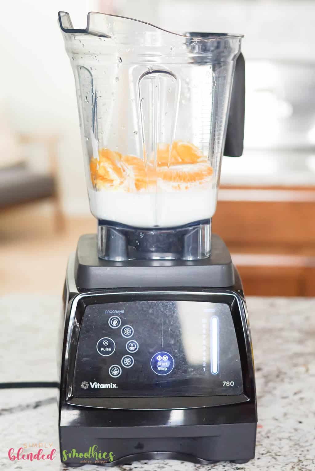 Orange Smoothie 9 How to make an Orange Smoothie