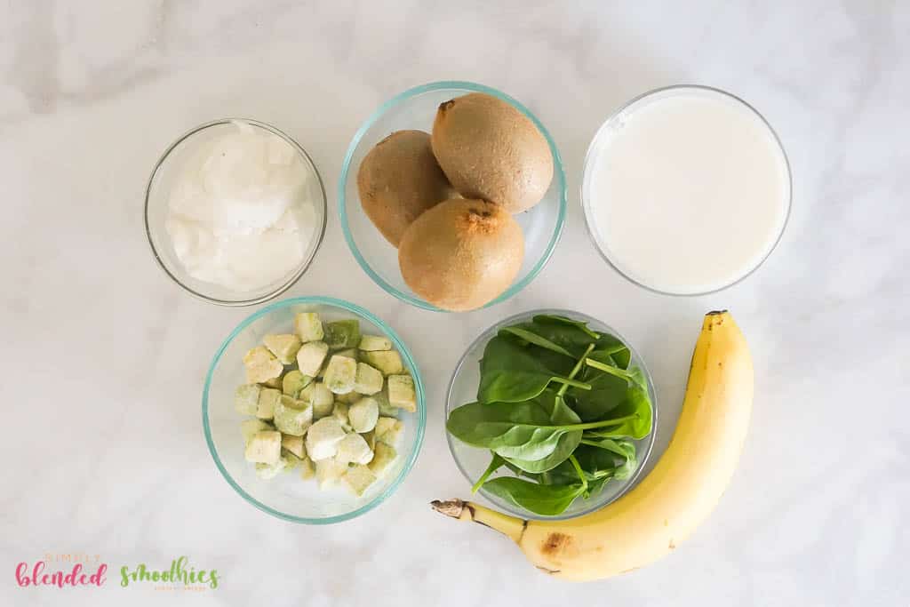 Kiwi Smoothie 5 kiwi smoothie ingredients