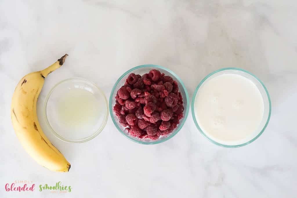 Raspberry Smoothie 8 raspberry smoothie ingredients