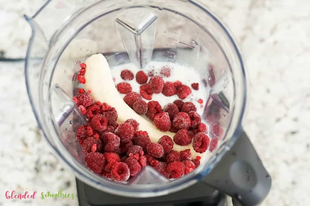 Raspberry Smoothie 9 raspberry smoothie ingredients in a blender
