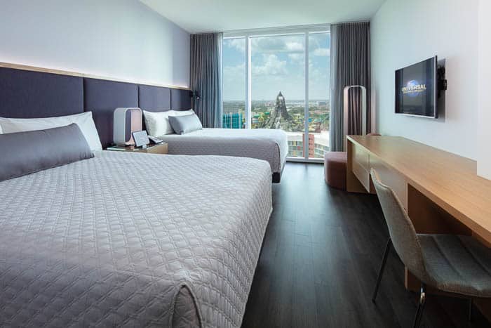 hotel room with two beds at the Aventura Hotel Universal Orlando