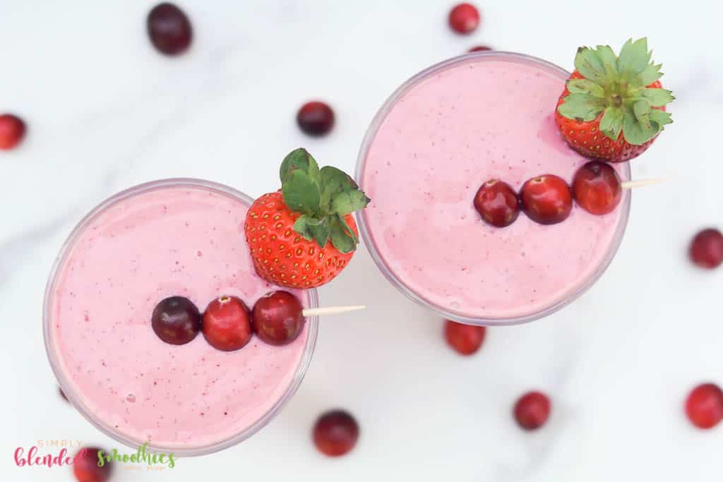 Cranberry Truffle Smoothie 5 Cranberry Truffle Smoothie photo taken from the top looking down
